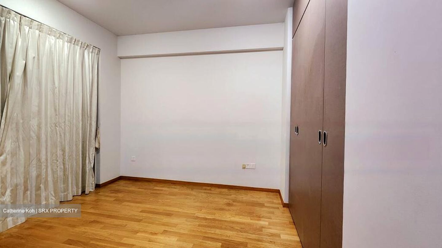 Vacanza @ East (D14), Condominium #619433011